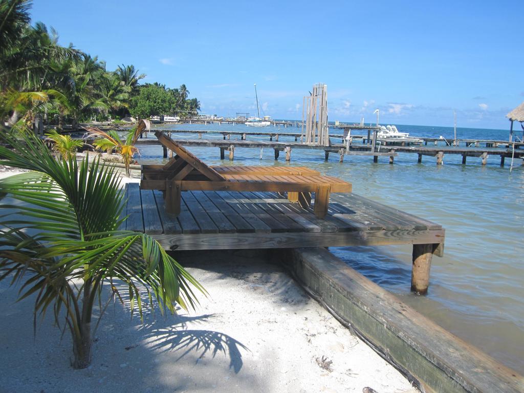 Carolyn'S House Villa Caye Caulker Eksteriør billede